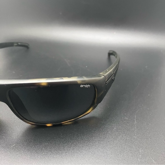 SMITH Black and Tortoise Sunglasses - Picture 3 of 9
